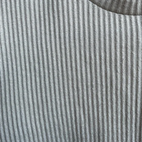 Cropped Ribbed Beige Sweater - Picture 4 of 5